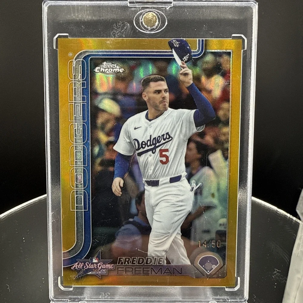 2025 Topps Chrome Update Freddie Freeman Gold Refractor /50